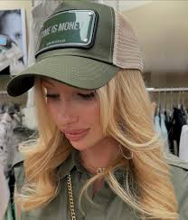 𝙇𝘼 𝙑𝙀𝙏𝙍𝙄𝙉𝘼 𝙎𝙊𝘾𝙃𝙄