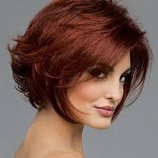 Modische frisuren für frauen ab 50 und haarfarben die jünger machen kinnlange frisuren frauen ab 50 blond schräger pony seitenscheitel modische fabelhafte kurzhaarfrisuren für frauen ab 50 die du dir sicherlich anschauen solltest. Frisuren Ab 50 Frisurentrends In 2020 Frisuren Haarschnitte 50er Frisur Langhaarfrisuren
