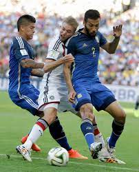 Christoph kramer (born 19 february 1991) is a german professional footballer who plays as a defensive midfielder for bundesliga club borussia mönchengladbach. Wm Finale 2014 Christoph Kramer Fragt Schiedsrichter Nach Finale Der Spiegel