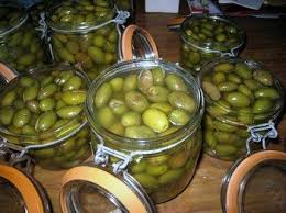 La Recette Des Olives Cassees En Provence Olives Cassees Recette Olives Preparation Des Olives