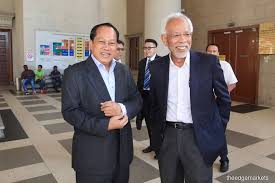 Tan sri yahya ahmad ada pengerusi drb hicom pada tahun 1997, malangnya beliau terbunuh didalam satu nahas helikopter di. Ahmad Maslan Shahrir Sumaili S Leave Application Hearing Fixed On Feb 26 The Edge Markets
