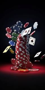 Casino cards and chips | Premium Photo