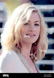 Yvonne strahovski hi-res stock photography and images