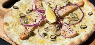 Pizza Au Saumon Frais Stromboli Ricardo Recipe Salmon Pizza Recipes Food