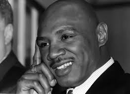 Shades of 💚 Green with any of these bad boys you can have a great boxing  glove and train in style. We carry many colors so you can pick from.  💚🤍❤🖤💛💙 #cletoreyes #