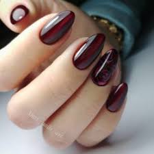 We love a classic, glossy red polish, but with the addition of elaborate nail jewels or intricate designs you can take your nails to the next level. Red Nails Big Gallery Of Designs Page 5 Of 26 Bestartnails Com