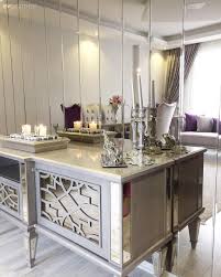 Elif Hanimin Modern Stilde Uyumlu Ve Zevkli Evi Ev Gezmesi Elif Evi Gezmesi In 2020 Modern Style Bedroom Home Wall Decor Foyer Decor