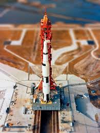 just a tiny saturn v rocket model rocket science model saturnv saturn5 rocketmodel marwalkers planetary science apollo space exploration