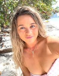 Lashanda Grace's Instagram, Twitter & Facebook