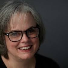 Elizabeth Jensen's Instagram, Twitter & Facebook