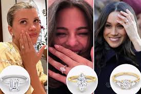 Selena Gomez Wedding Ring Selena Gomez Surprises Fans With An Intimate  Wedding Just Weeks