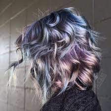 The kit contains dye and peroxide to bleach your hair. Oil Slick Hair The Epic New Rainbow Hair Technique