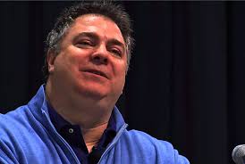 Mathew Kelly's Instagram, Twitter & Facebook