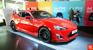 toyota gt86 une gt86 equipee du kit complet trd https www facebook com pages okutan102 673315739461466 sk timeline toyota gt86 toyota 86 cars trucks pinterest