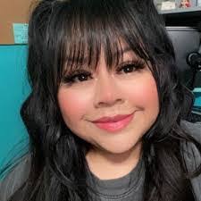 Tabatha Lockhart's Instagram, Twitter & Facebook