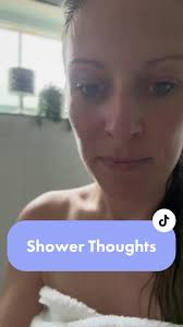 🧖🏻‍♀️ 🤷🏻‍♀️ #wethairdontcare #bathtime #showerthoughts  #shampooandconditioner #haircare #shanghaitang @Dr. Squatch