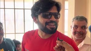 Pradeep&Vajradheer alias Lawrence Pinto