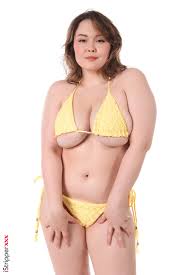 Peachy Alice Just A Touch Too Small IStripper - Hot Girls And Naked Babes  at HottyStop.com