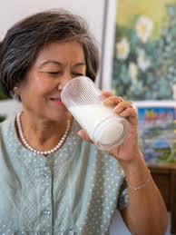 នាងខ្ញុំចូលរួមអបអរសាទរទិវាអ្នកម្តាយអន្តរជាតិជាមួយនឹង @lovebonitocambodia  ✨💞 I am celebrating this month of MOTHERS with @lovebonitocambodia✨💞  “𝐑𝐞𝐚𝐝𝐲-𝐭𝐨-𝐥𝐢𝐯𝐞, 𝐫𝐞𝐚𝐝𝐲 𝐟𝐨𝐫 ...