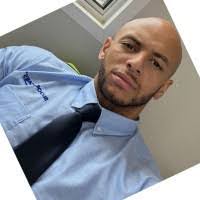 Lloyd Macklin's Instagram, Twitter & Facebook