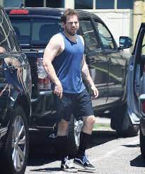 Over the course of two hours, a man and two robots … Dzhona Hill Jonah Hill Jonah Lollapalooza Outfit
