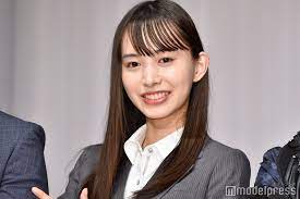 井桁弘恵、女性仮面ライダーに “開始時から変身”は史上初＜仮面ライダーゼロワン＞ - モデルプレス
