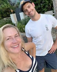 Joshua Snyder's Instagram, Twitter & Facebook