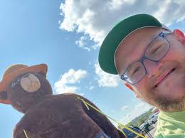 Lee Knapp (@leefrommattydale) • Instagram photos and videos