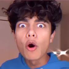 in honor of pride month, i chose to come out to you guys! (look at  comments) 🏳️‍🌈 @benoftheweek #benoftheweek #fyp #comingout