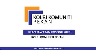 Pelbagai program pengajian termasuk sarjana muda, diploma, sijil, pra diploma politeknik dan sijil kemahiran khas ada ditawarkan di semua politeknik di seluruh malaysia samada melalui permohonan upu online ataupun secara terus di portal pengambilan pelajar politeknik. Permohonan Kolej Komuniti Ledang