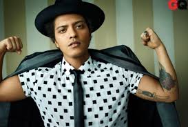 This just means that bruno has to fit all that energy in a much smaller package, and as the 24k magic video proves, he has absolutely no. Bruno Mars Weight Height And Age We Know It All
