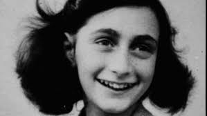 Anne Frank chestnut tree stolen from German school