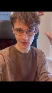 Alice Wilbur's Instagram, Twitter & Facebook