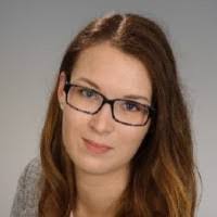 Lisa Schnur's Instagram, Twitter & Facebook