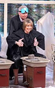 Dan wootton tells eamonn holmes that he wouldn't want his partner appearing on strictly come dancing after the controversy around seann walsh and katya jones' kiss. Eamonn Holmes Playfully Makes A Grab For Ruth Langsford S Chest On This Morning Daily Mail Online