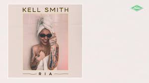 Depois apresentei a música para o rick e a gente criou em cima da essência dela. Ria Kell Smith Shazam