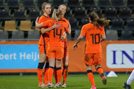 Officiële pagina van het nederlands vrouwenelftal! Oranje Leeuwinnen Boeken Knappe Zege Op Duitsland Voetbal International