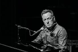 Bruce frederick joseph springsteen (born september 23, 1949) is an american singer, songwriter, and musician. Bruce Springsteen Returns To Broadway With A Vaccine Mandate