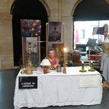 Nous remettons aux normes le système électrique, nous avons une large gamme de câbles textiles. Clinique Du Luminaire Photos Facebook