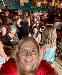 SCUBA DIVING Careers No exp. to start dive program. We help with training.  Hello I'm Jerry the owner of Keys Huka Dive. I'm looking for someone who  wants to make a career