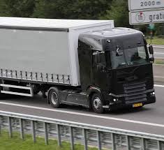 When our spies spotted this heavily disguised tractor unit in a german parking area, they didn't have to look beyond the fuel tank to confirm that it's a new daf xf. Daf Prototype On The Road Iepieleaks