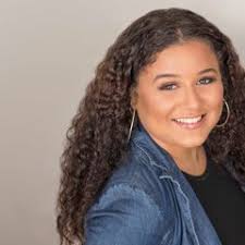 Saige Hunt's Instagram, Twitter & Facebook