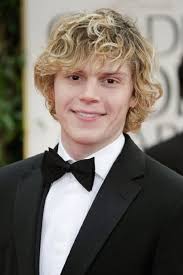 Evan Peters wins Best Actor for Monster: The Jeffrey Dahmer Story.  #GoldenGlobes