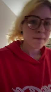 Emmarie (@littlefoxtoks)’s videos with original sound