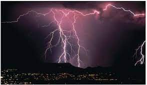 Tucson Az Lightning Over Tucson Arizona Reproduced By Permission Of Photo Thunderstorms Lightning Storm Scenic
