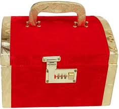 M·a·c bestsellers starting at inr 1050. Rs Makeup Kit Red Lock Makeup Box Vanity Box Price In India Buy Rs Makeup Kit Red Lock Makeup Box Vanity Box Online At Flipkart Com