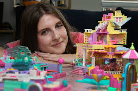 Equip and master over a dozen different weapons in combat. Tiny Dolls Are A Huge Obsession For Lake Stevens Woman Heraldnet Com
