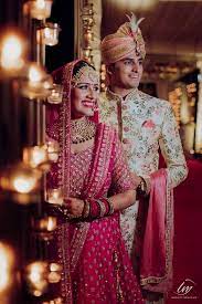 Suvarnajoshi93 Has A Wedding Album We Can T Stop Admiring In 2021 Indian Wedding Photography Poses Couple Wedding Dress Indian Bride Photography Poses