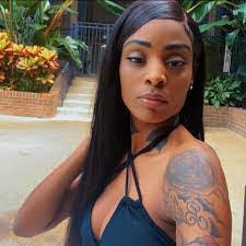 Jasmine Shelton's Instagram, Twitter & Facebook