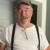 Bobbie Hammock's Instagram, Twitter & Facebook